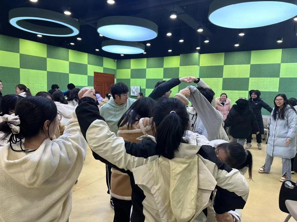 米兰官方旗舰店