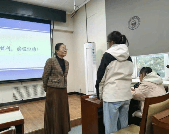 米兰官方旗舰店